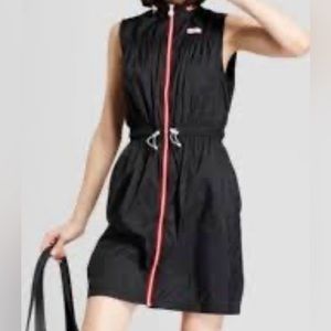 Hunter for Target womens Black with Red Trim hoodie dress size medium
